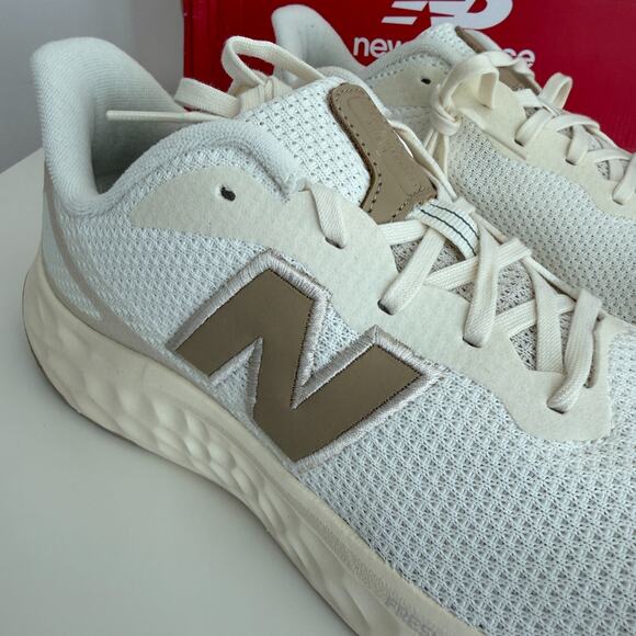 New Balance Fresh Foam Arishi v4 Shoes Womens 10 Beige Running Athletic Sneakers - Picture 4 of 11